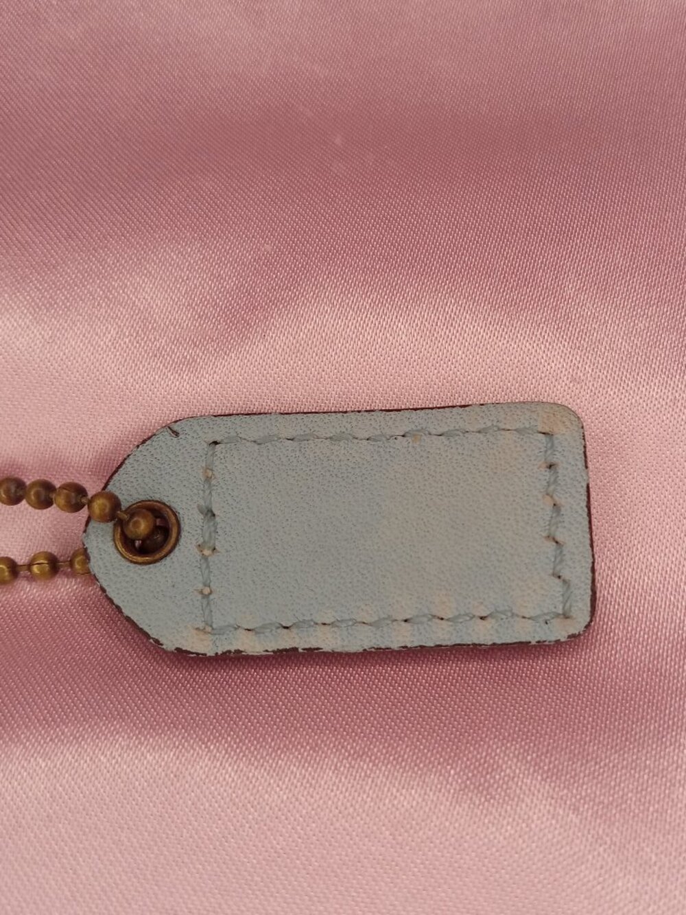 Mini Coach Hangtag - Picture 3 of 4